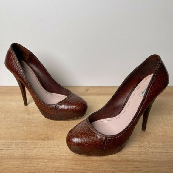 Miu Miu Women's Sz 39.5 US 9.5 Brown Python Snakeskin Leather Pumps High Heels - Picture 2 of 9